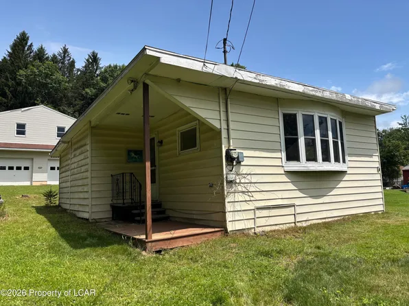 505 Thornhurst Rd, Wilkes Barre, PA 18702