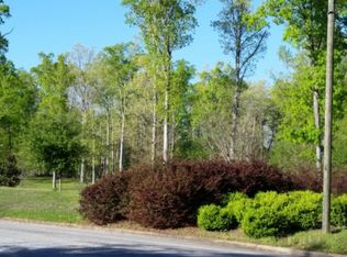 750 Kentwood Dr, Auburn, AL 36830