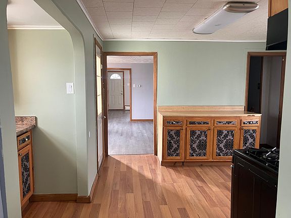5th image of 31 Broderick St