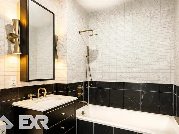 875 4th Avenue image 9 of 29