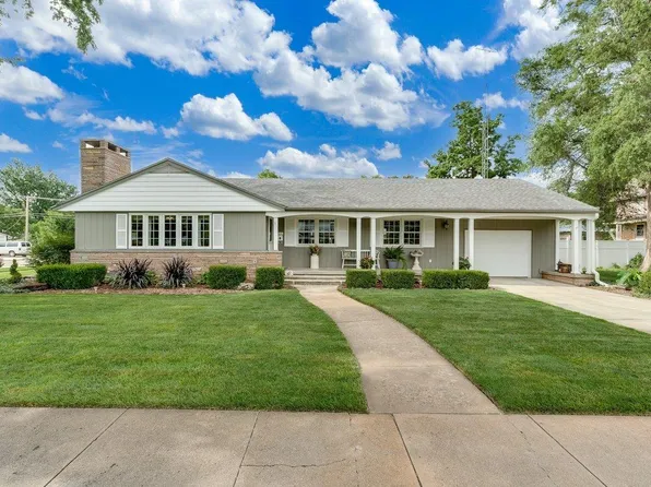 321 E Main St, Sterling, KS 67579