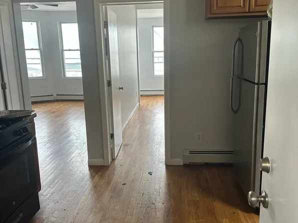 30 East 15th Street image 1 of 11