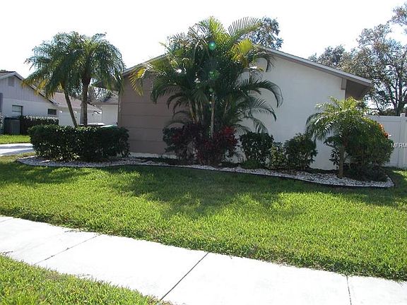 2nd image of 1742 Arbor Dr S
