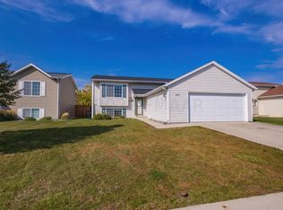 6243 23rd St S, Fargo, ND 58104