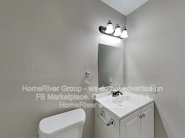 10455 Alpine Vlg — Photo 9