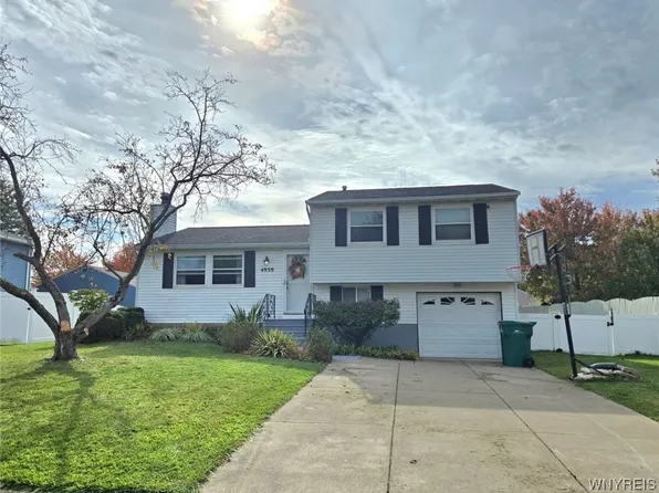 4939 Tim Tam Trl, Buffalo, NY 14219