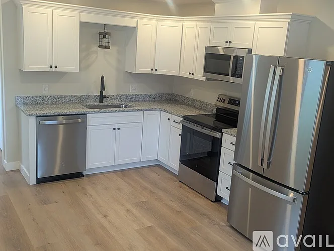 1105 Monroe Rd — Photo 6