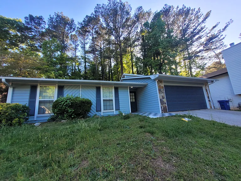 5885 Wellborn Trails — Photo 3