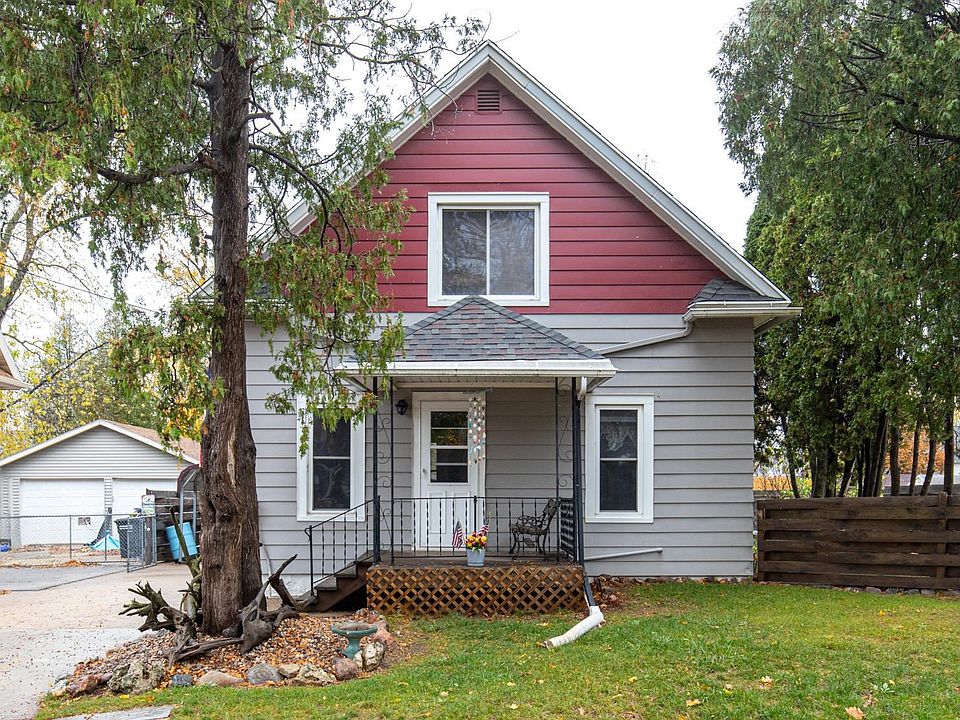 1st image of 420 E Lincoln Ave
