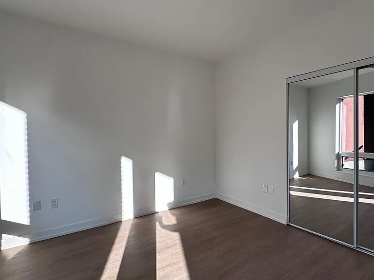 4010 Eglinton Ave W #403 — Photo 17