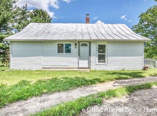 5870 Hammond Rd, Hastings, MI 49058