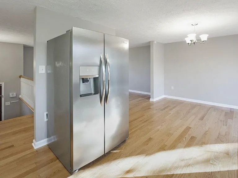 16012 Normandy Ct — Photo 7