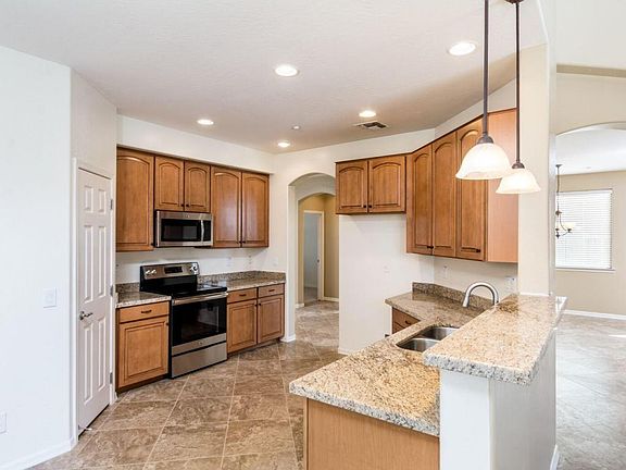 5th image of 30028 N 121st Ln