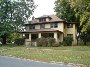 3905 5th Ave, Moline, IL 61265