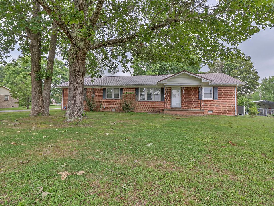 1st image of 302 Westwood Dr