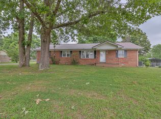 302 Westwood Dr, Manchester, TN 37355