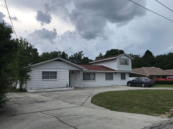2nd image of 311 Jeanal Pl