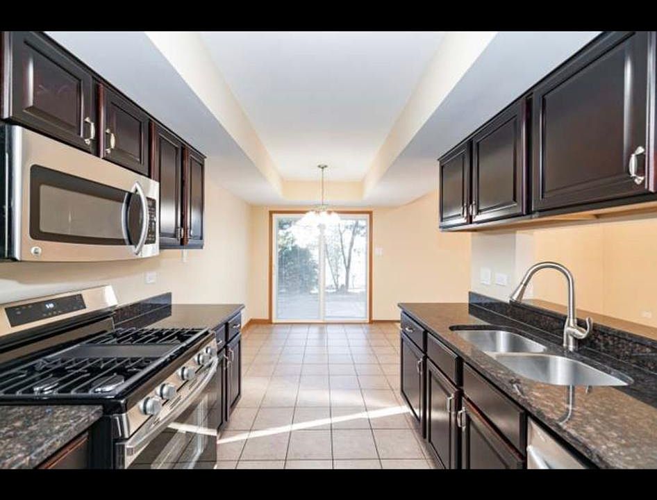 1st image of 9340 Meadowview Dr