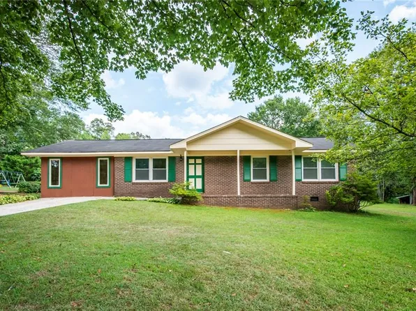 504 Morningside Dr, Hiram, GA 30141