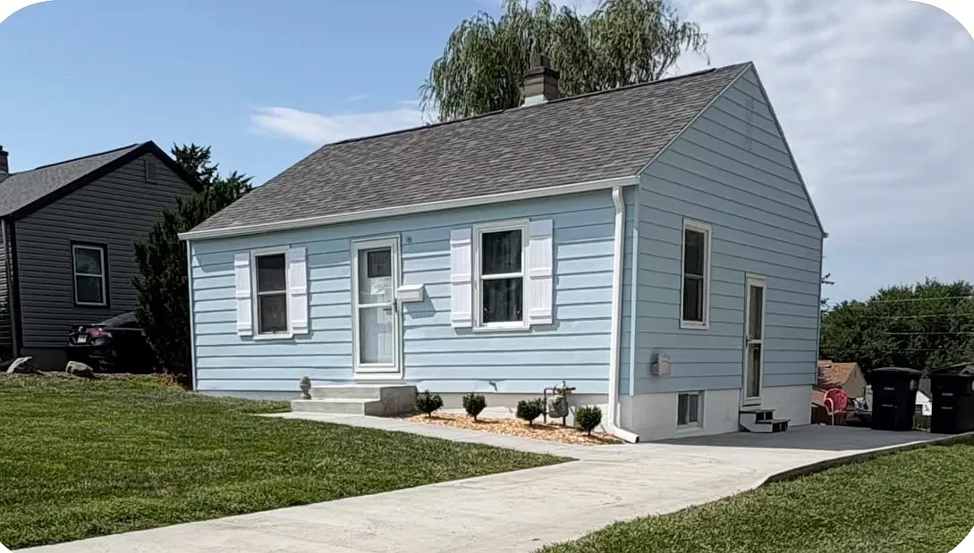 3 bed, 1185 sqft, $1,750 — Photo 1