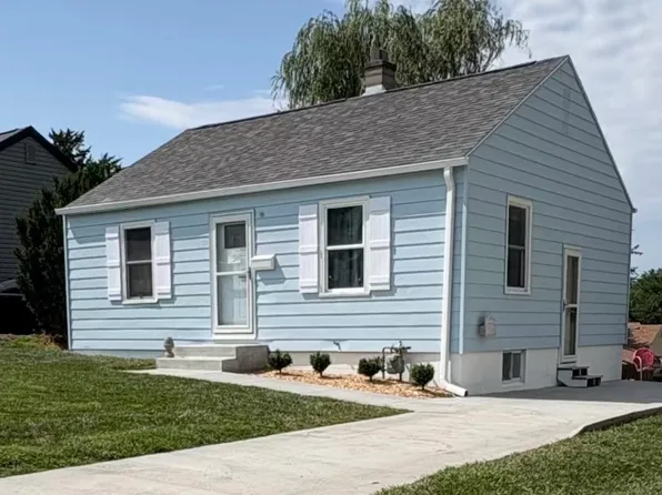 5860 Bancroft St, Omaha, NE 68106