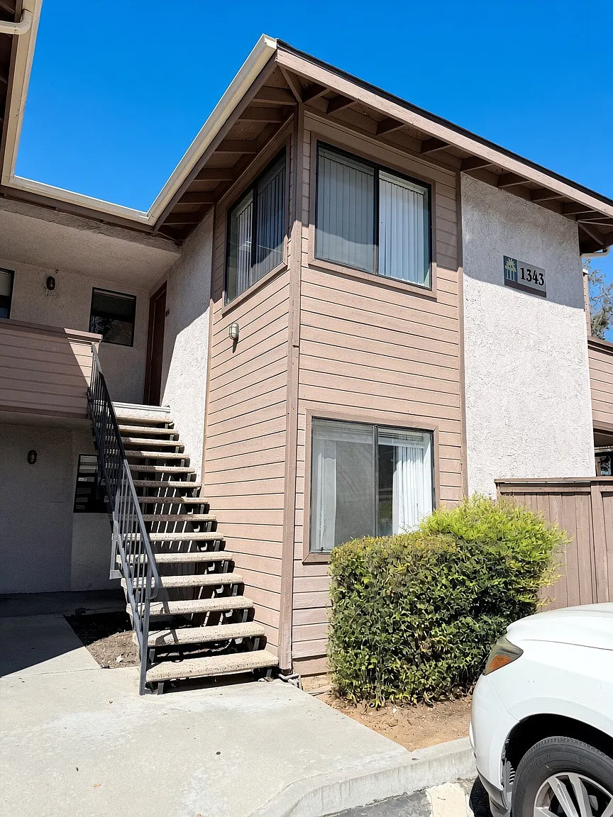 2 bed, 604 sqft, $1,950 — Photo 4
