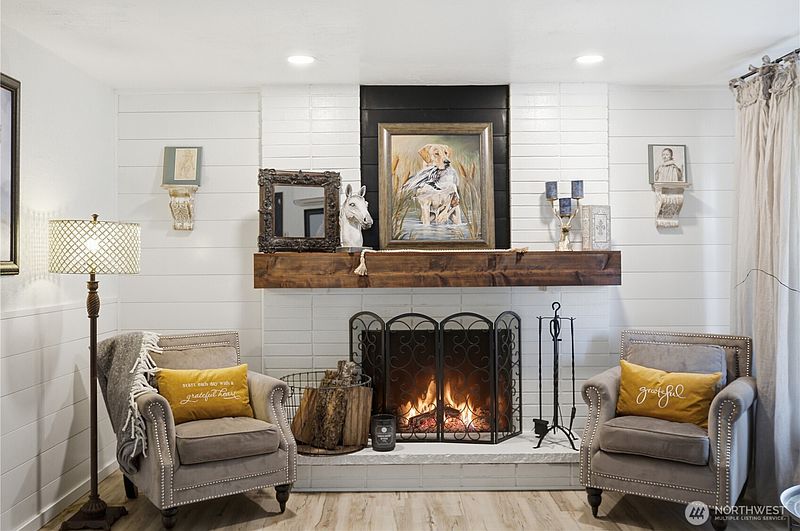 5th image of 4114 S Hosmer Street
