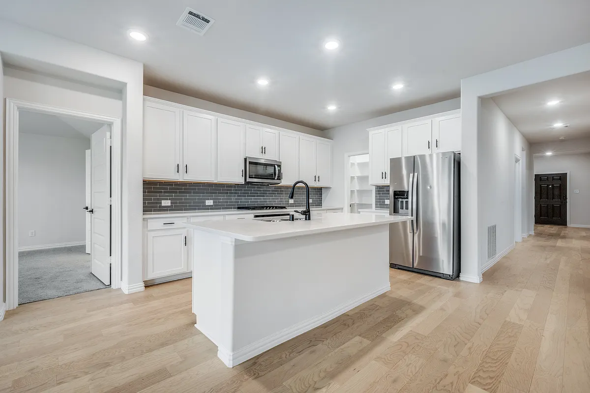 Building Photo - 2104 Briar Rose Dr