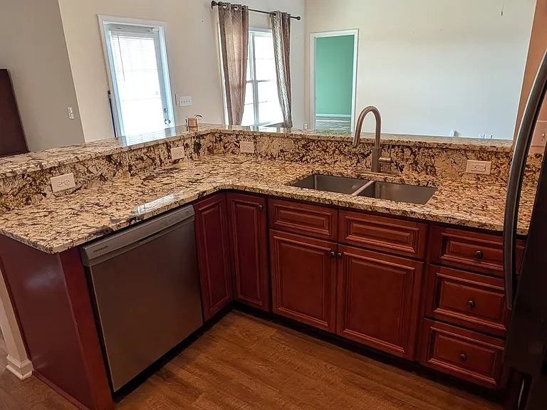 409 Arecales Dr — Photo 21