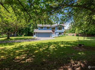 5984 Longdin Rd, Ferndale, WA 98248