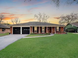 4606 Briarbend Dr, Houston, TX 77035