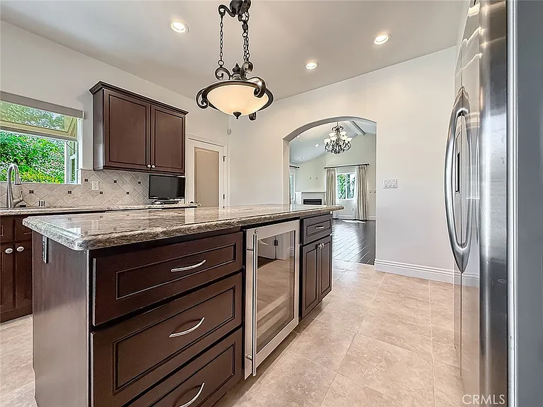 5960 Balcom Ave — Photo 17