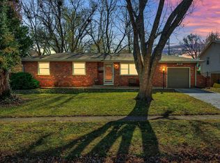 1429 SW 32nd St, Topeka, KS 66611