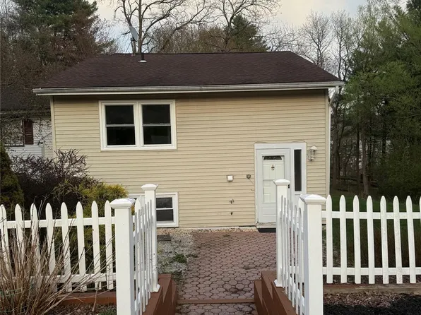 38 Laura Lane, Kiamesha Lake, NY 12751