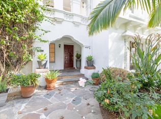 202 S Arnaz Dr #1/2, Beverly Hills, CA 90211