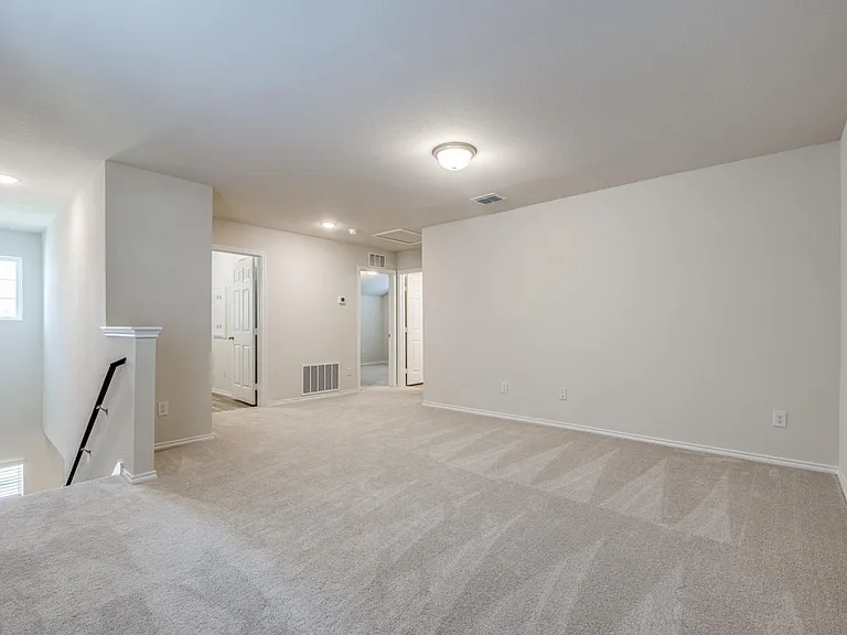 877 Table Rock St — Photo 21
