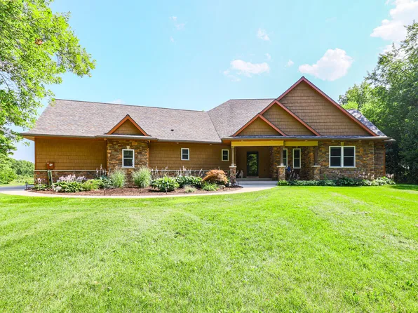 9434 84th St SE, Alto, MI 49302