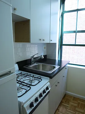 Rented by City & Suburban | media 11