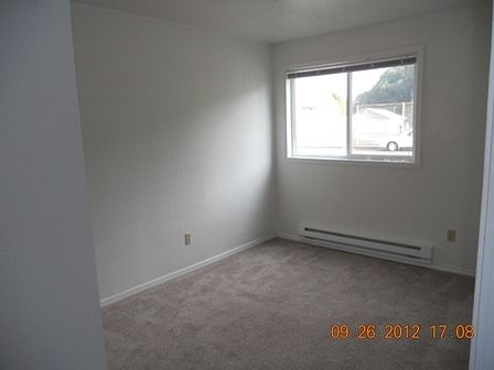 1st image of 419 Queen Ave APT B12