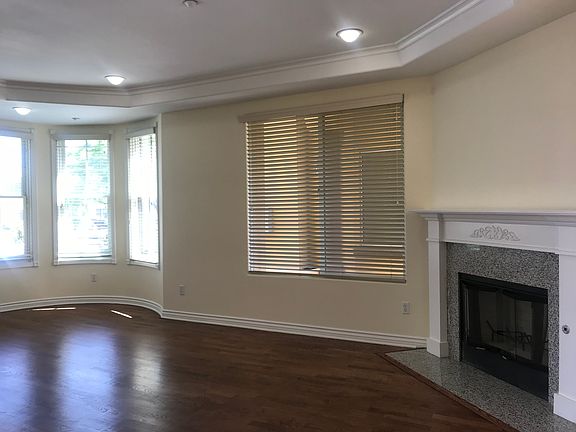 5th image of 153 Junipero Serra Dr Unit B