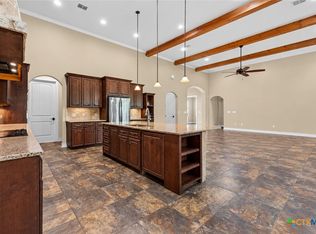 611 Shady Holw, New Braunfels, TX 78132