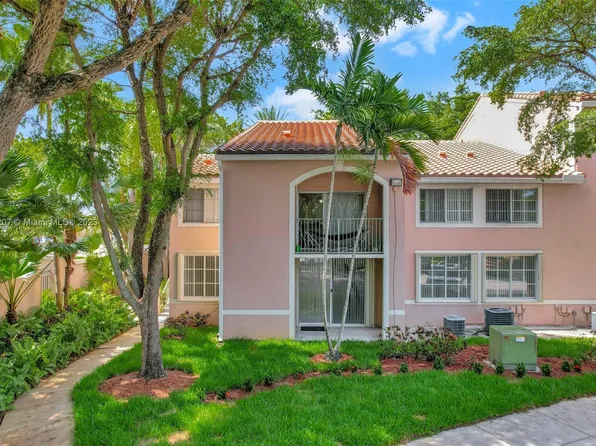 12106 Saint Andrews Pl APT 101, Miramar, FL 33025