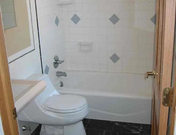 68 S 11th St #1 — Photo 3