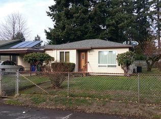 11925 NE Holladay St, Portland, OR 97220