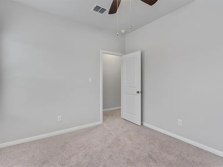 127 Wrangell Way — Photo 22