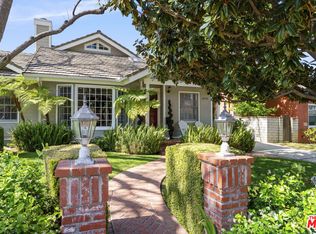 16731 Morrison St, Encino, CA 91436