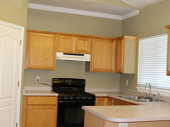 5th image of 7728 S Eveningshade Dr