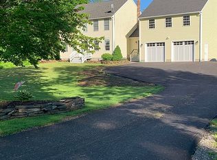 31 Jim Grant Rd, Lebanon, ME 04027