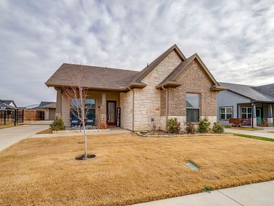 612 Adeline Dr, Burleson, TX, 76028