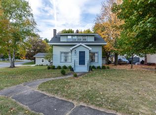 508 W H St, Iron Mountain, MI 49801